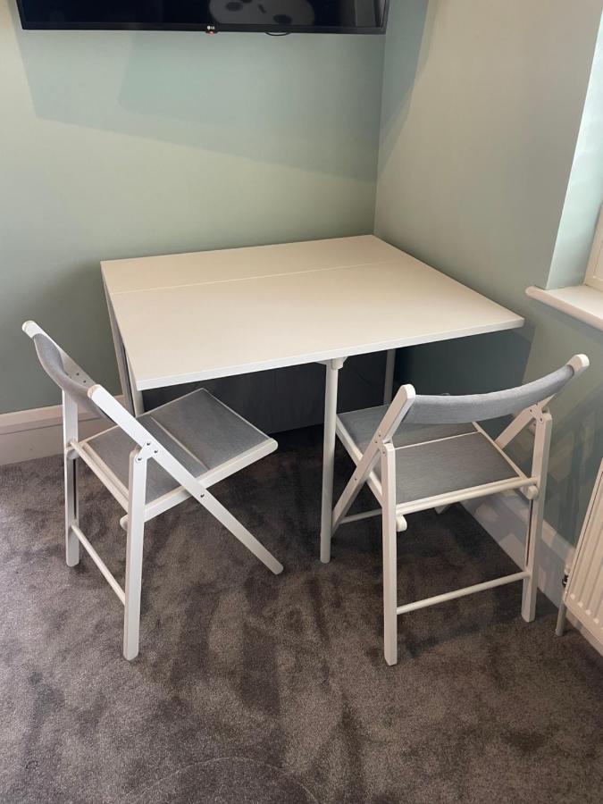 Stone'S Throw, 1 Bed Self-Contained Studio Apartment East Preston Bagian luar foto